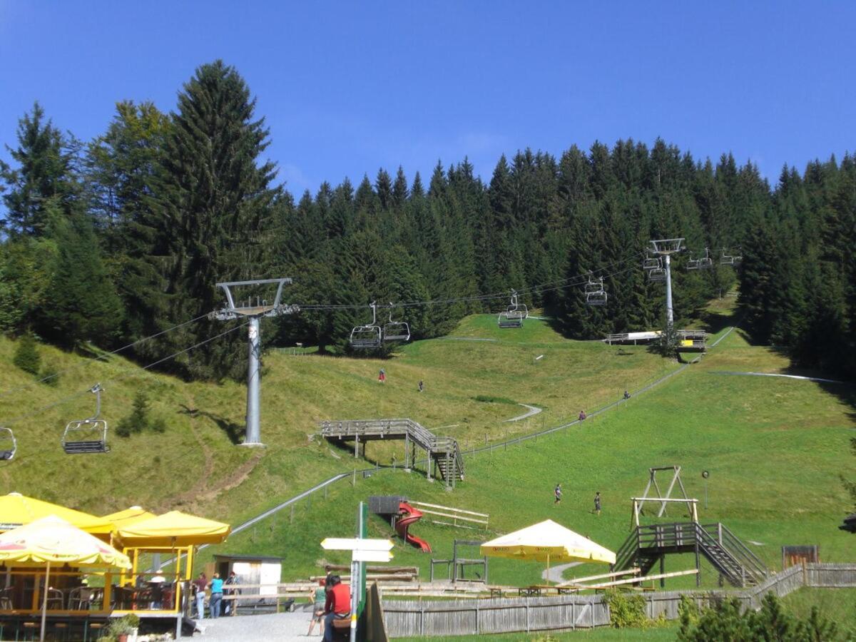 Walli Laterns - Ski Und Bergvergnuegen Direkt Vor Der Haustuer ภายนอก รูปภาพ