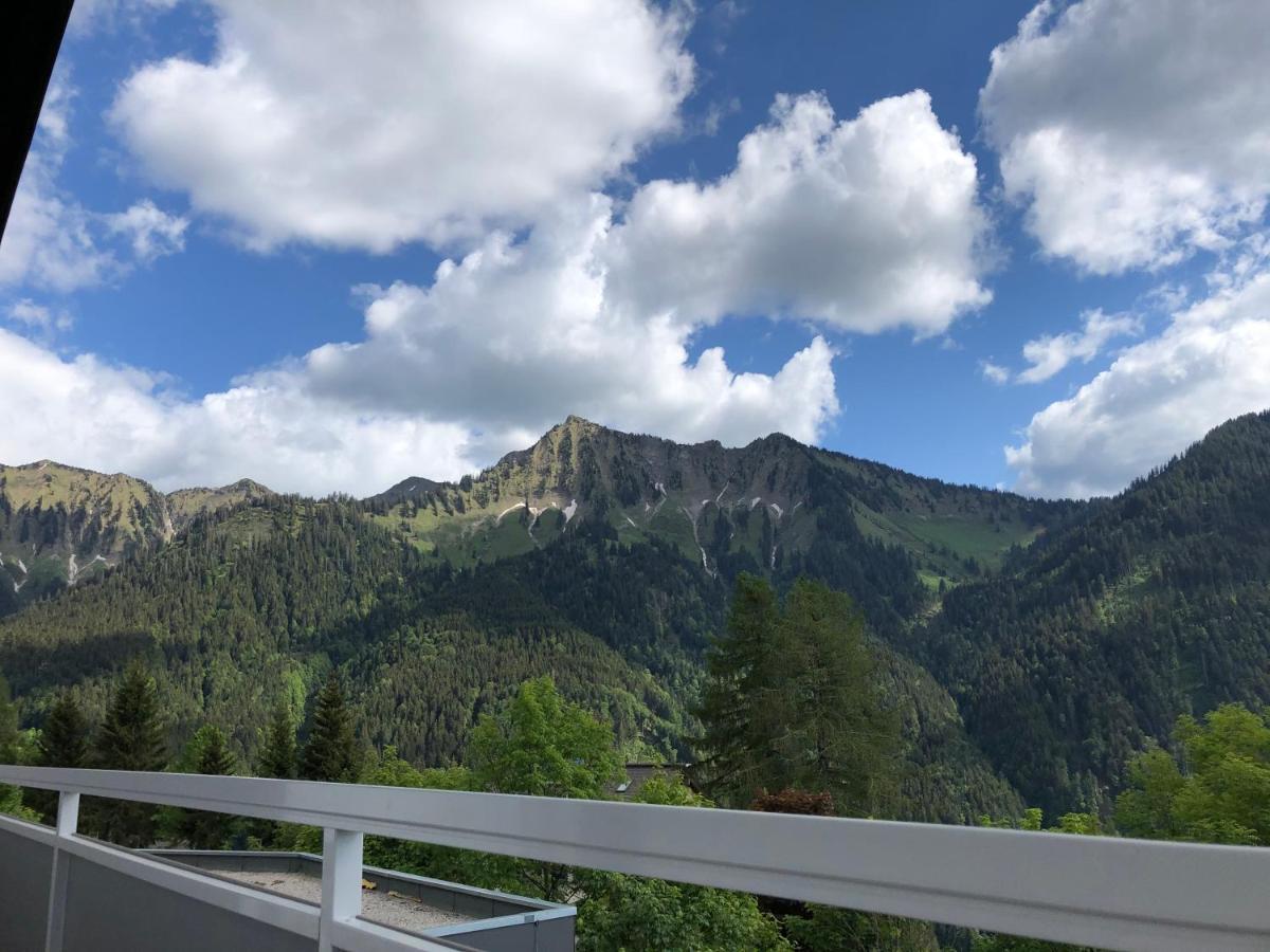 Walli Laterns - Ski Und Bergvergnuegen Direkt Vor Der Haustuer ภายนอก รูปภาพ